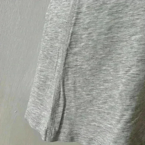 Lululemon tank top - Picture 8 of 9